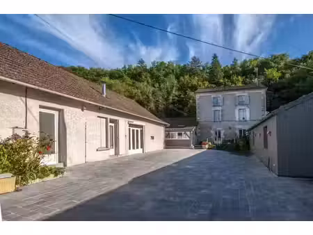 vente maison 28 pièces 591 m² à saint-martial-de-valette (24300)  898 000 €