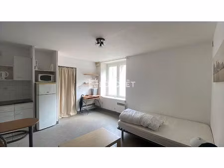 studio proximité immédiate ensat