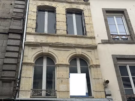 partie d'immeuble à rénover