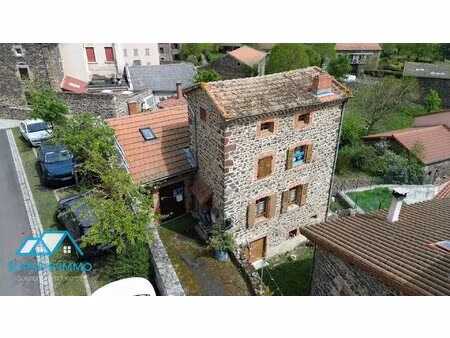 maison de village 60 m2 avec dépendance