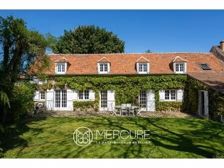 oise - maison de pays dans un jardin clos de 2800m²