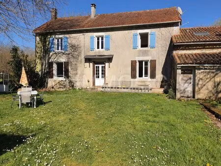 ensemble de 2 maisons avec terrain