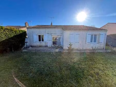 vente maison à fontenay-le-comte (85200) : à vendre / 94m² fontenay-le-comte