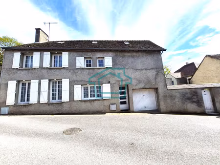 houdan centre village maison 3 chambres avec grenier amé