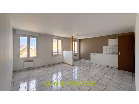 niort centre  appartement type 2.