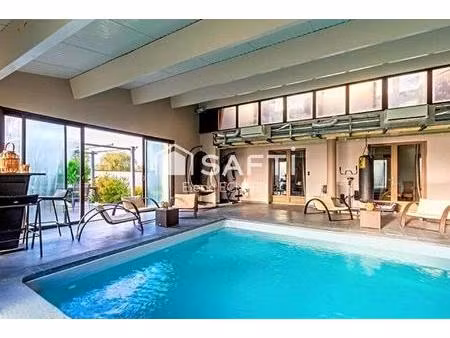 maison familiale de 5 chambres sur 1500 m2 de terrain arboré et clos