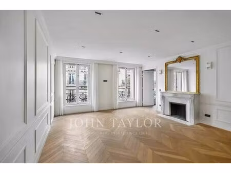 appartement de luxe de 3 chambres en location à champs-elysées  madeleine  triangle d’or  