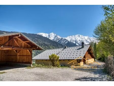 ferme + chalet face au mont blanc