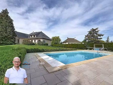 vente maison 9 pièces 215 m² les abrets en dauphiné (38490)