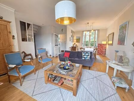 maison tassin la demi lune 7 pièce(s) 169 m2