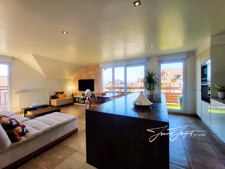 poisy - élégance  calme et lumière au dernier étage