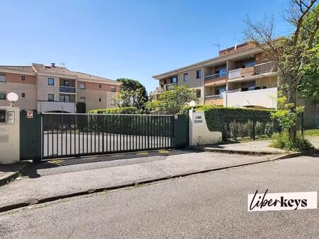 studio 30 m² + place de stationnement privée - aix-en-provence