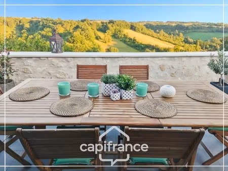 maison d'architecte en pierre 200m²  vue dégagée plein sud  piscine lumineuse  commodités 