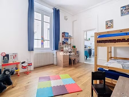 appartement de luxe à vendre dans le quartier cordeliers-célestins-bourse