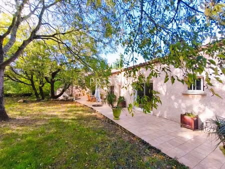 maison de luxe à vendre à viols-le-fort