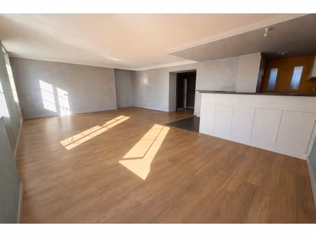 vente appartement 7 pièces 162 m² à les herbiers (85500)  239 500 €