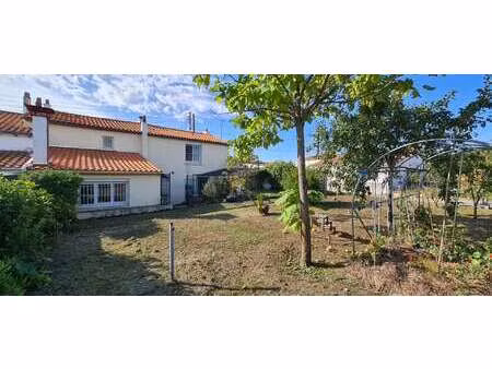 vente maison à pont-saint-martin (44860) : à vendre / 136m² pont-saint-martin