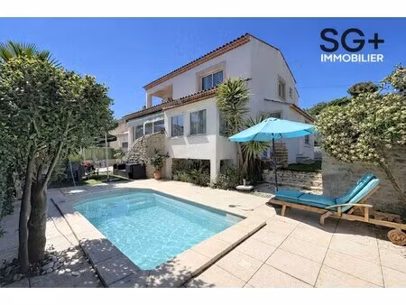 villa de luxe à vendre dans le quartier sud