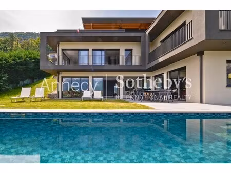 maison de luxe à vendre à sévrier