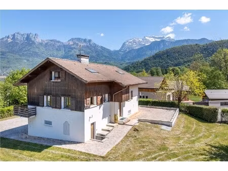 maison de luxe à vendre à duingt