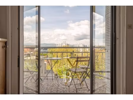 appartement de luxe à vendre dans le quartier plateau de la croix rousse-ouest