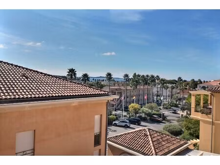 appartement de luxe à vendre à sanary-sur-mer