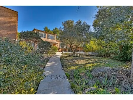 maison de luxe à vendre dans le quartier port marianne