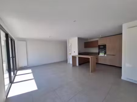 vente appartement 3 pièces 7816 m² à trebeurden (22560)  383 230 €