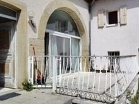 appartement rez de chaussée  terrasse parking