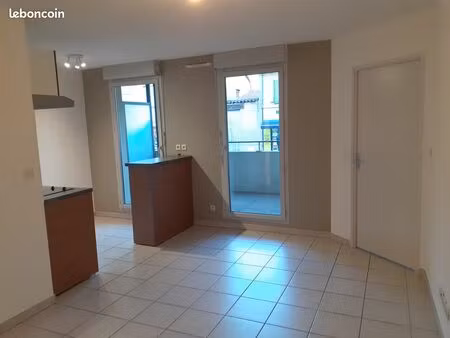 appartement t2 36m2 garage & piscine