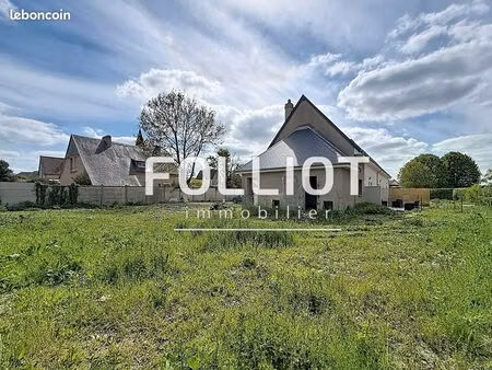 terrain 465 m² castine en plaine