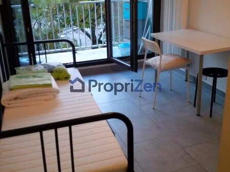 appartement 1 pièce 14 m²