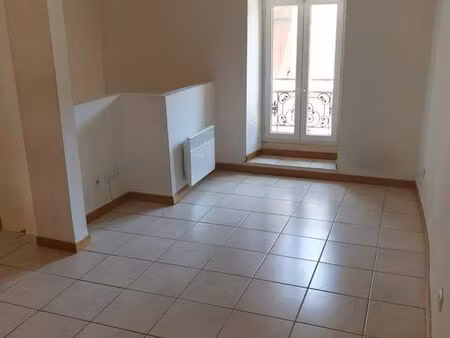 maison t2 31m² bezouce – calme – 620