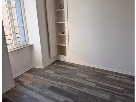 appartement repeint entièrement f3 quartier voltaire