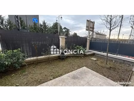 appartement 2 pièces 42.85m² à louer 1082 - clamart 92140