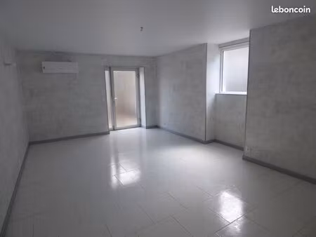 charmant studio rez de chaussée