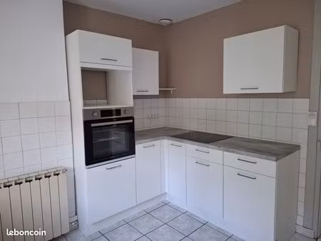 agréable t3 de 64 m² dans une maison