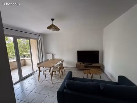 t2 meublé de 46m2 à miribel