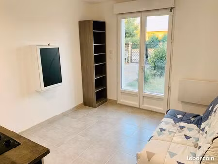 studio 20 m2 à rodilhan