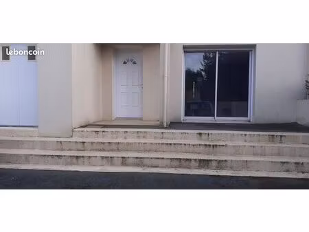 location t3 avec jardin