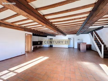 maison de village de caractère – volumes exceptionnels