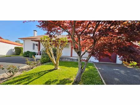 maison familiale de 167 m² avec vue dégagée ? cambo-les-bains  cadre paisible