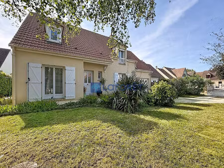 maison saint pierre du perray 6 pièce(s) 126.92 m2