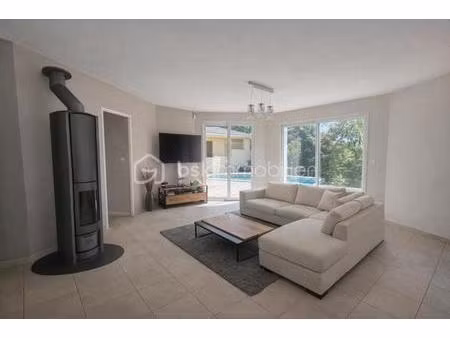 maison 123m2 piscine