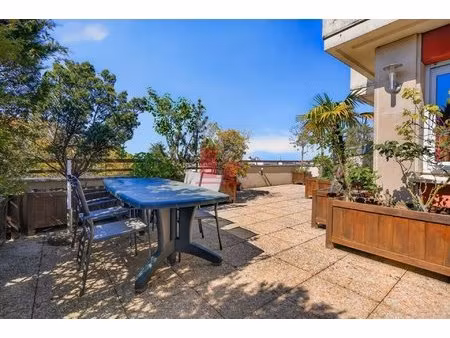 chatillon centre - appartement 4 pieces de 116 m² - terrasse de 125 m²