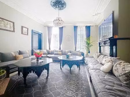 immeuble de rapport de 3 appartements + annexe