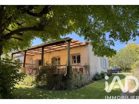 maison à gensac-la-pallue (16130)