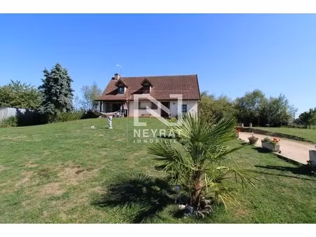 maison 5 chambres  parcelle de 2600 m²  au calme