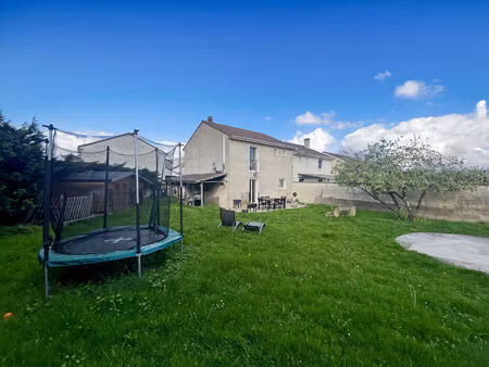 vente maison 5 pièces  90.00m²  les mureaux