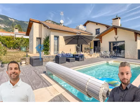 maison 5pièce(s) 4chambre(s) 152 m² saint-nazaire-les-eymes (38330)